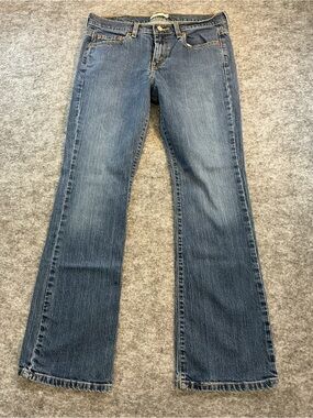 Levi’s Classic Women's Blue Denim Jeans Size 10